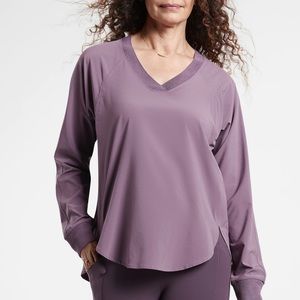 🆕 Zephyr V-Neck Top